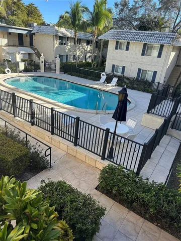 $1,800 | 8605 Southwest 68th Court, Unit 26, Pinecrest, FL 33156