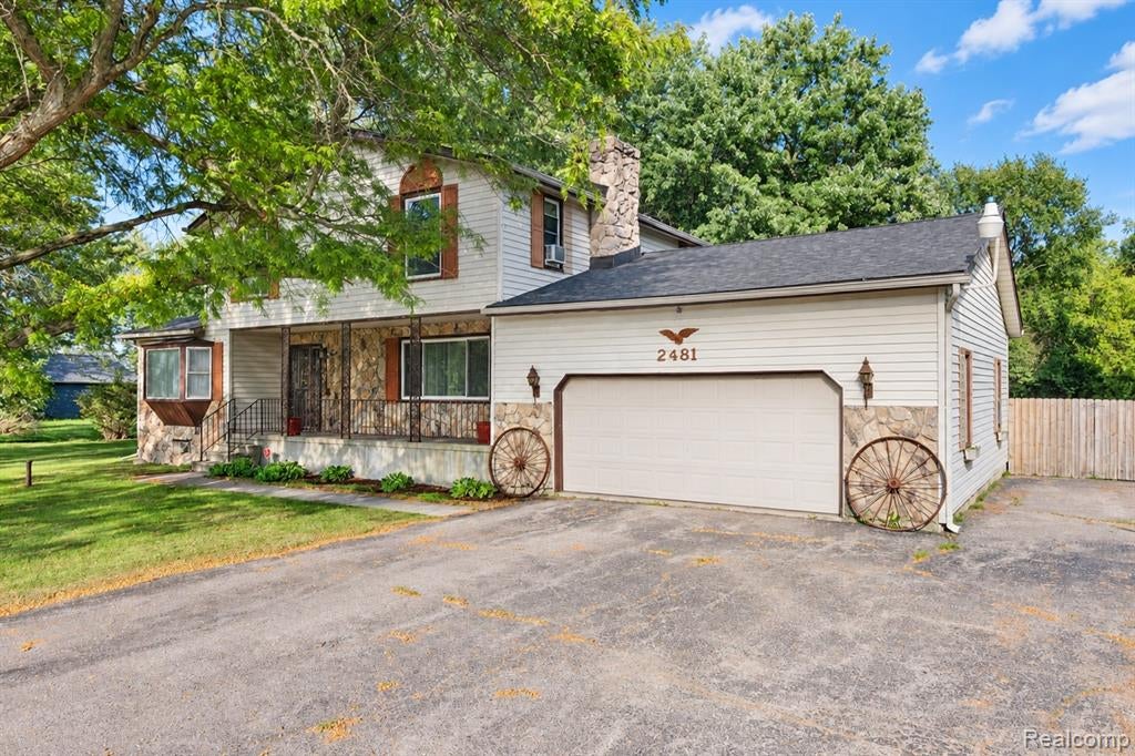 2481 South Genesee Road Burton, MI 48519 - Photo 2 of 31 Gallery Image 2