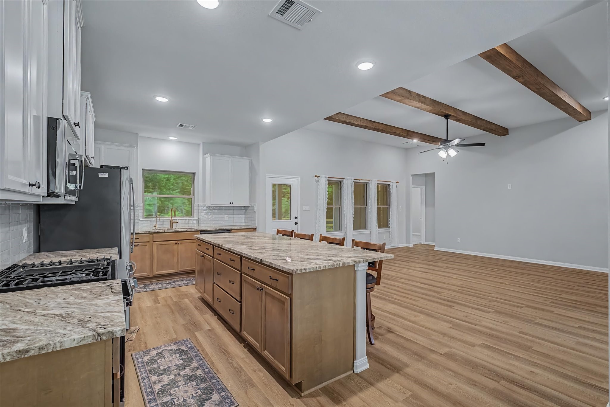 347 Iron Horse Road Willis, TX 77378 - Photo 13 of 49 Kitchen view