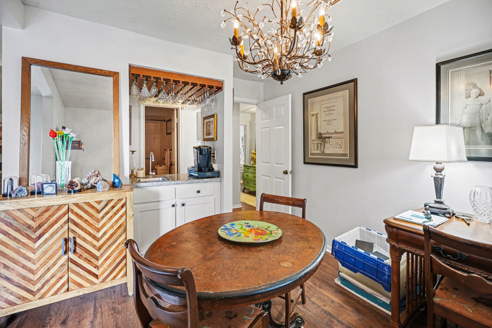 16810 Finewood Way Houston, TX 77058 - Photo 6 of 23 Upon entering, you’ll find a versatile flex room complete with a wet bar and sink.