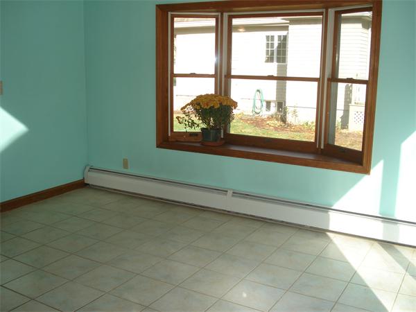 20 Dustin Road Reading, MA 01867 - Photo 7 of 18