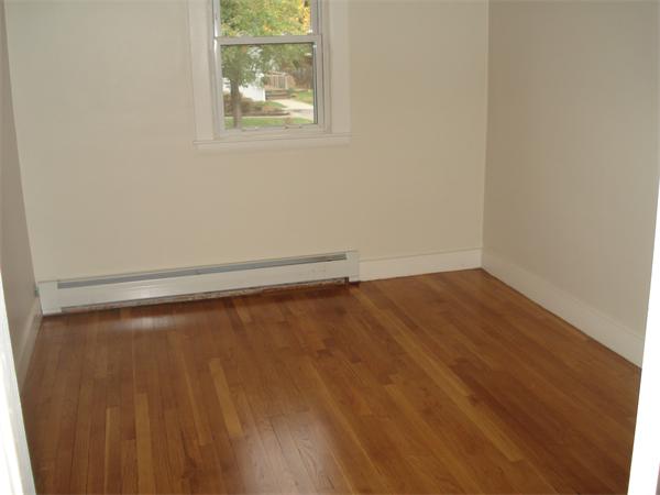 20 Dustin Road Reading, MA 01867 - Photo 9 of 18