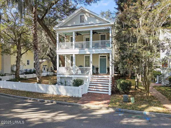 $474,000 | 4 Battery Point Lane, Beaufort, SC 29902