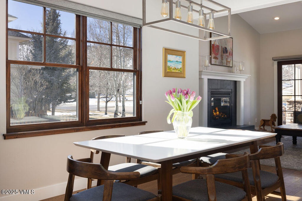 50 Bunker Way Eagle, CO 81631 - Photo 5 of 23 2502_50_bunker_way_interior_dining