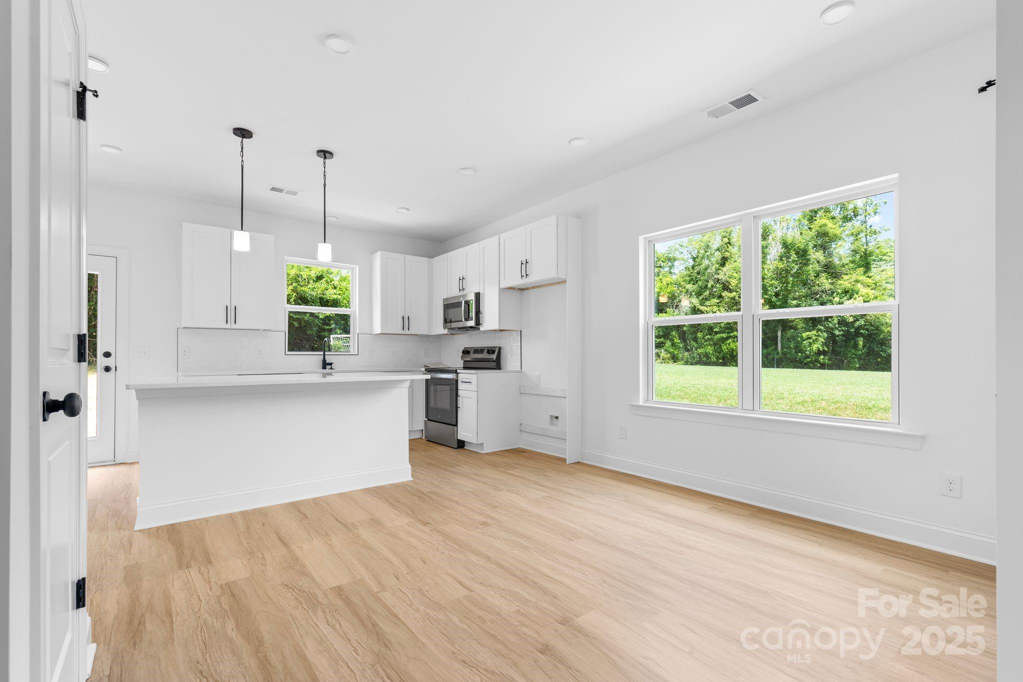 587 Hartness Road Statesville, NC 28677 - Photo 13 of 30 Gallery Image 13