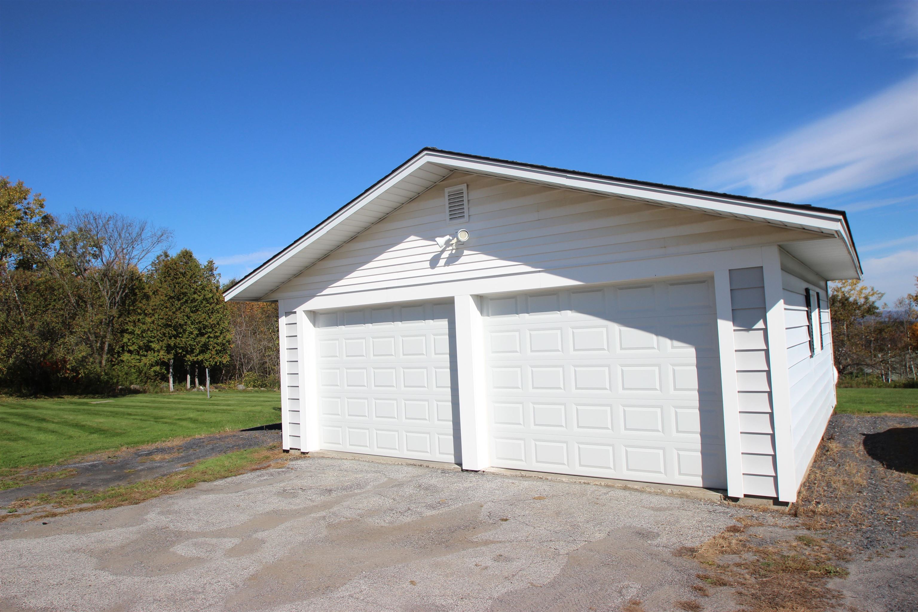 3182 Airport Road Berlin, VT 05641 - Photo 17 of 23 Gallery Image 17