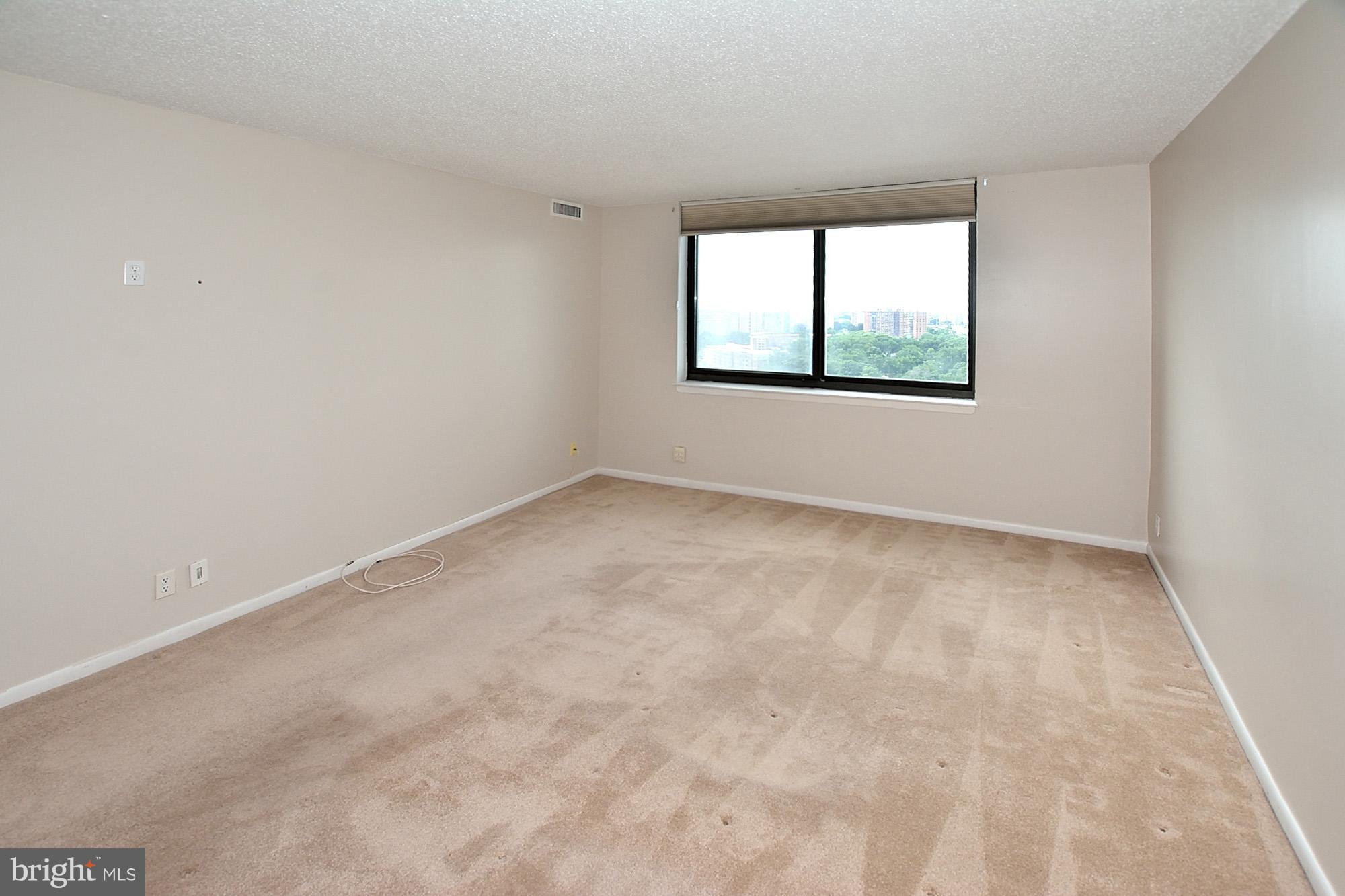 5501 Seminary Road, Unit 1710S Falls Church, VA 22041 - Photo 15 of 28 18X12 spacious master bedroom