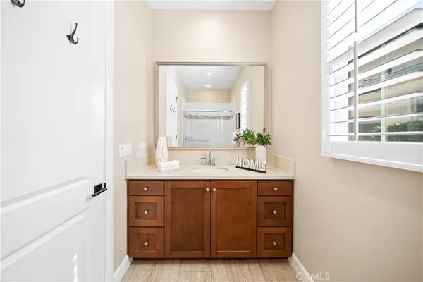 $2,160,000 | 210 Canvas, Irvine, CA 92620