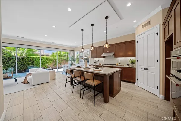 $2,160,000 | 210 Canvas, Irvine, CA 92620