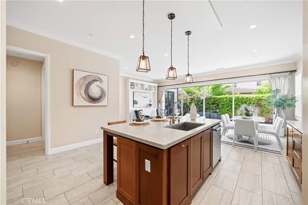 $2,160,000 | 210 Canvas, Irvine, CA 92620