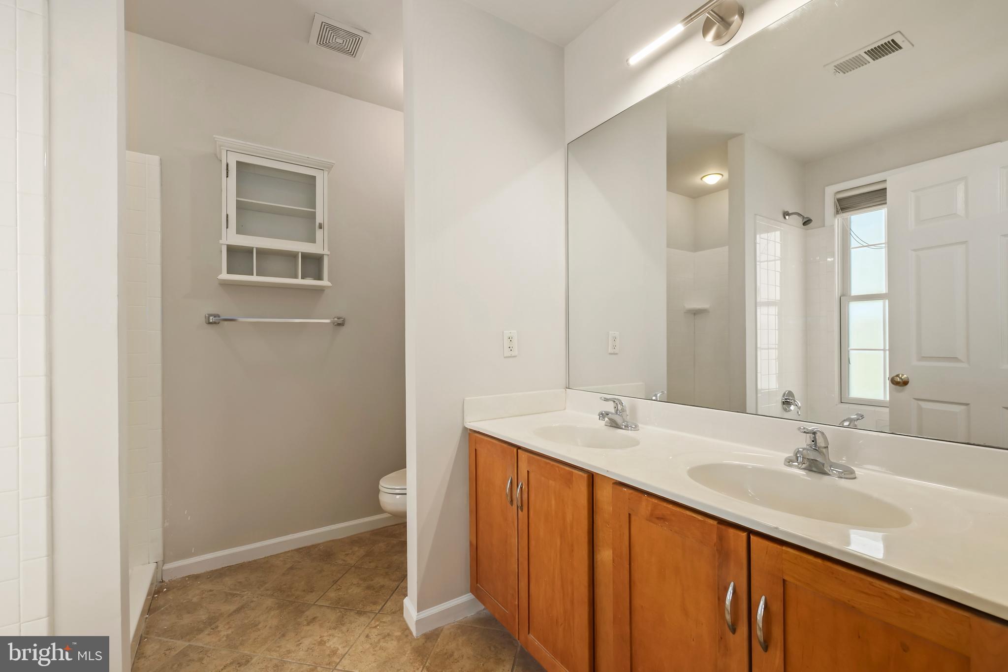 2012 South Glebe Road Arlington, VA 22204 - Photo 20 of 32 Gallery Image 20