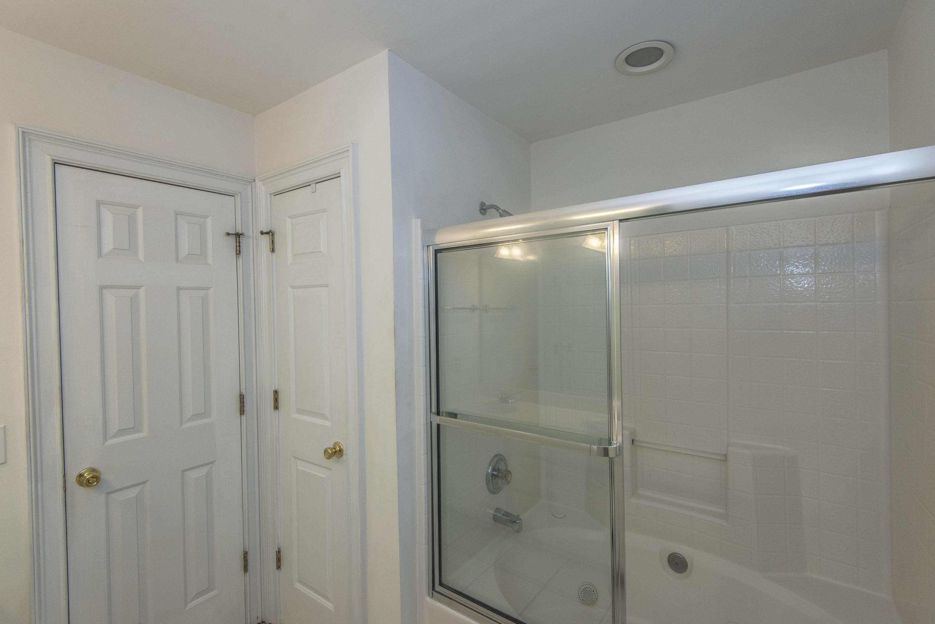 1545 Ashley River Road, Unit M Charleston, SC 29407 - Photo 22 of 27 1545 master bath4
