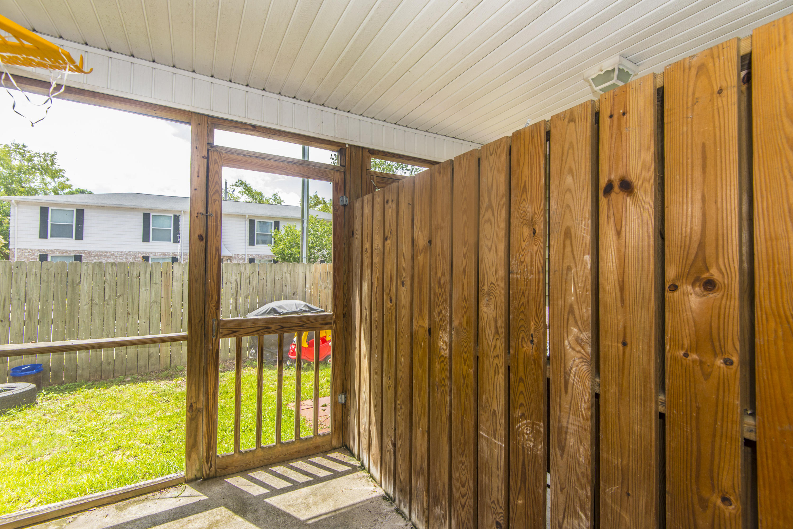 1545 Ashley River Road, Unit M Charleston, SC 29407 - Photo 27 of 27 1545 screen porch