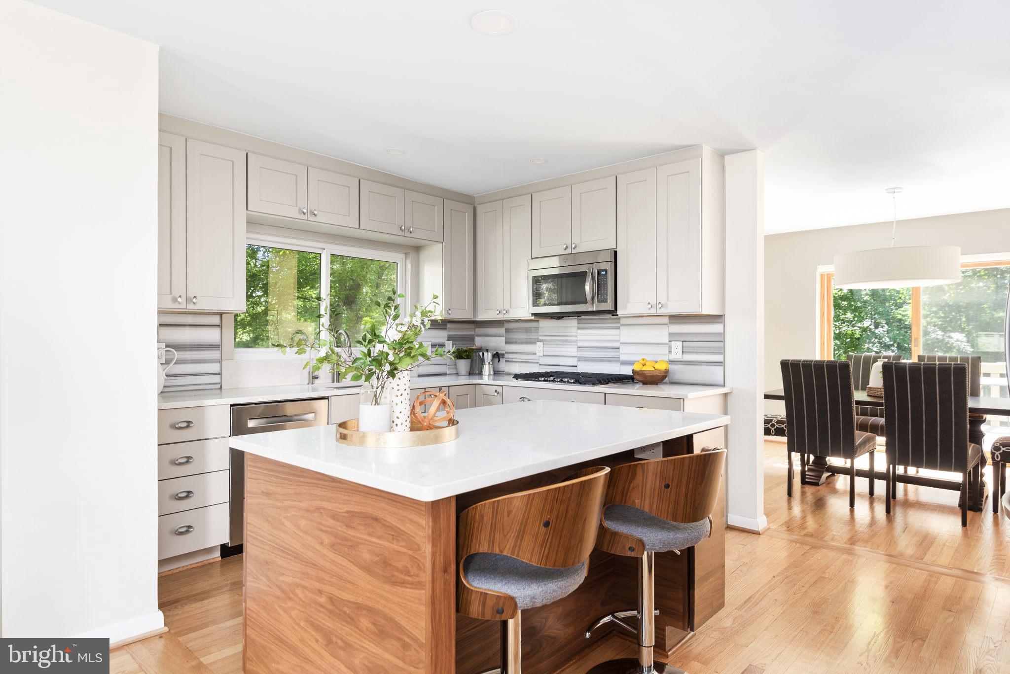 1585 Inlet Court Reston, VA 20190 - Photo 16 of 70