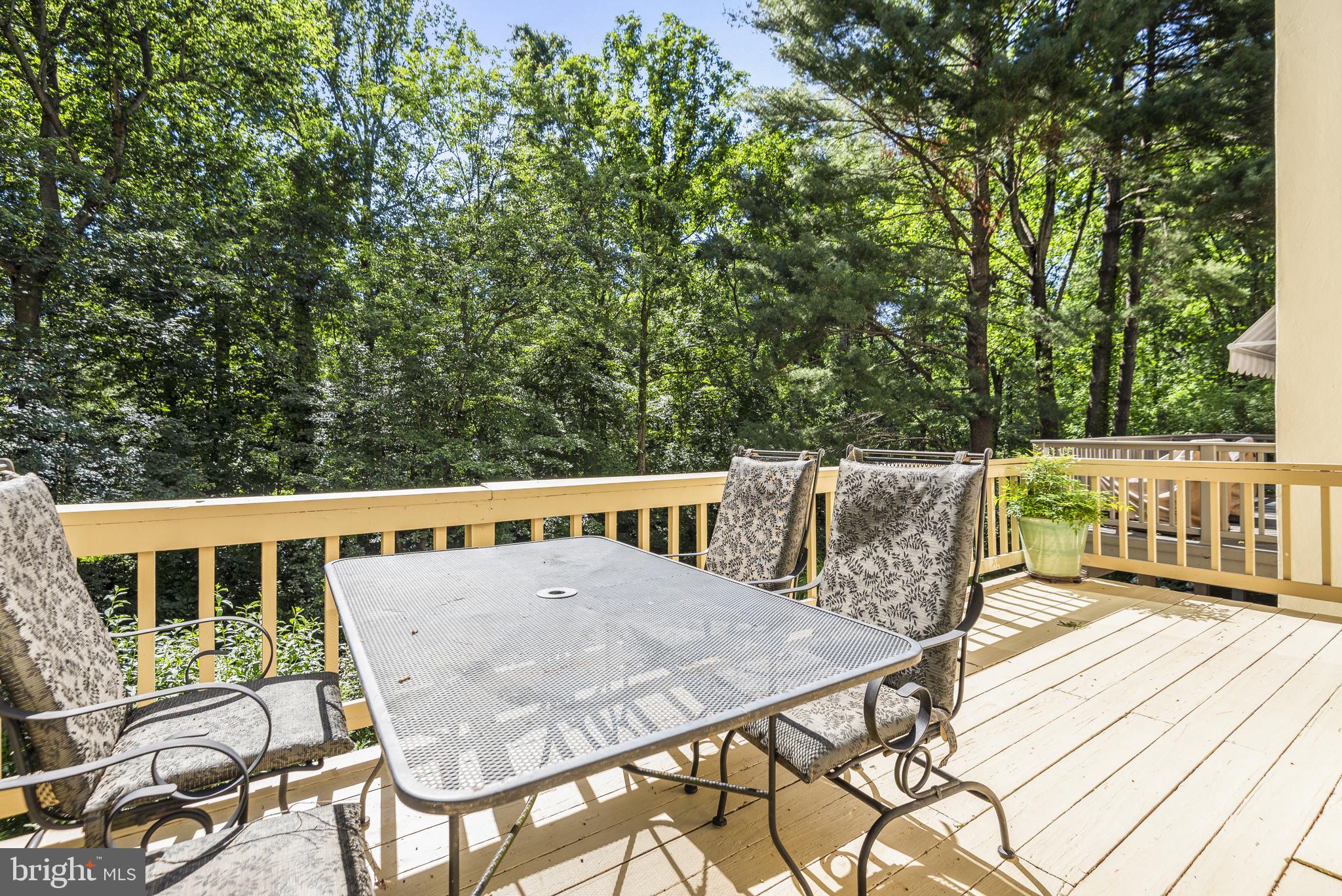 1585 Inlet Court Reston, VA 20190 - Photo 29 of 70