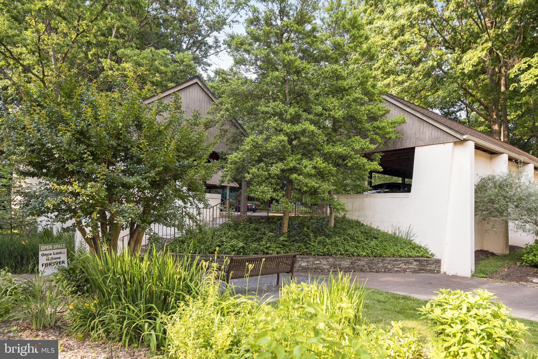 1585 Inlet Court Reston, VA 20190 - Photo 67 of 70