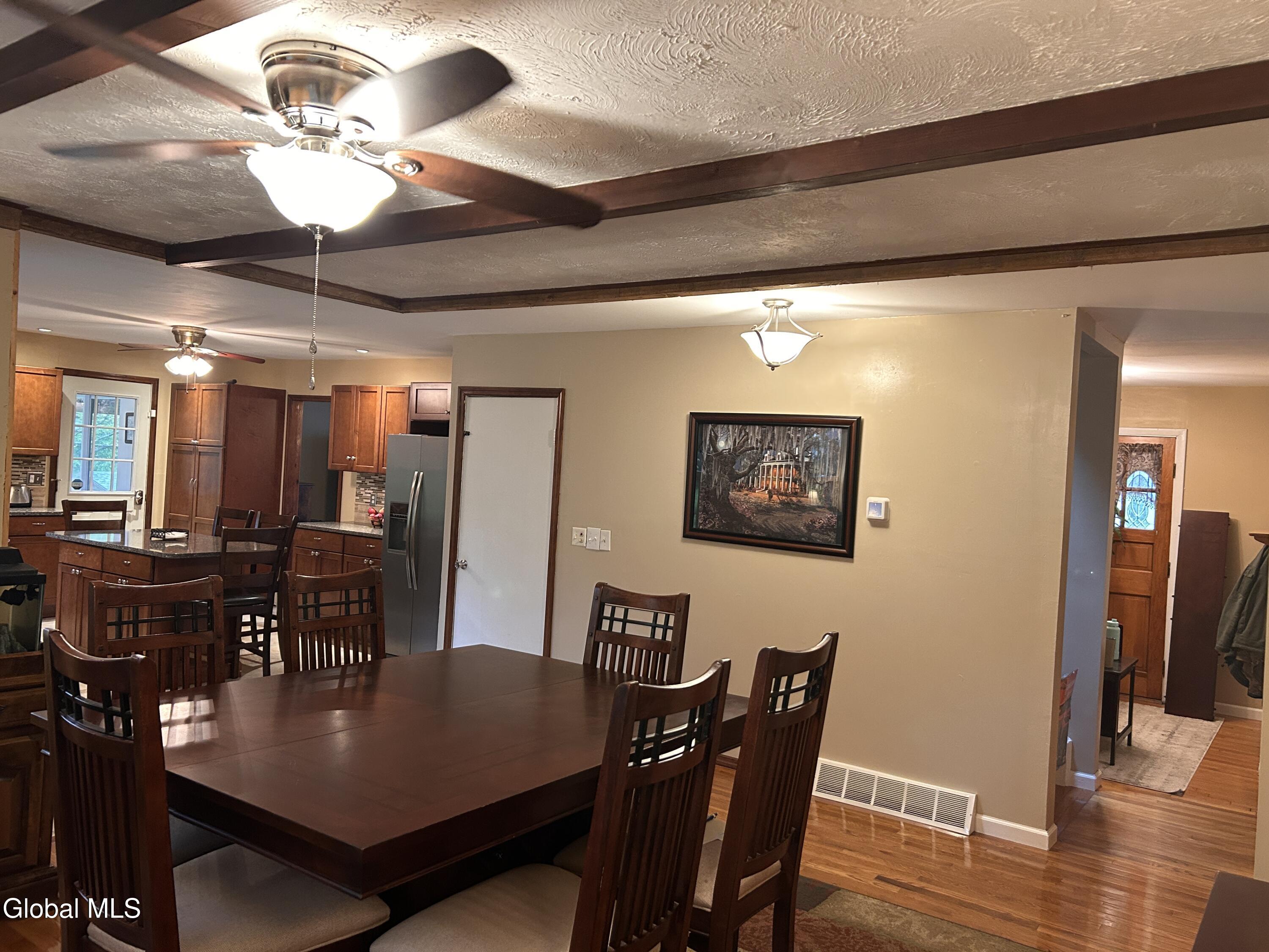 1900 North Road Amsterdam, NY 12010 - Photo 12 of 56 IMG_3608