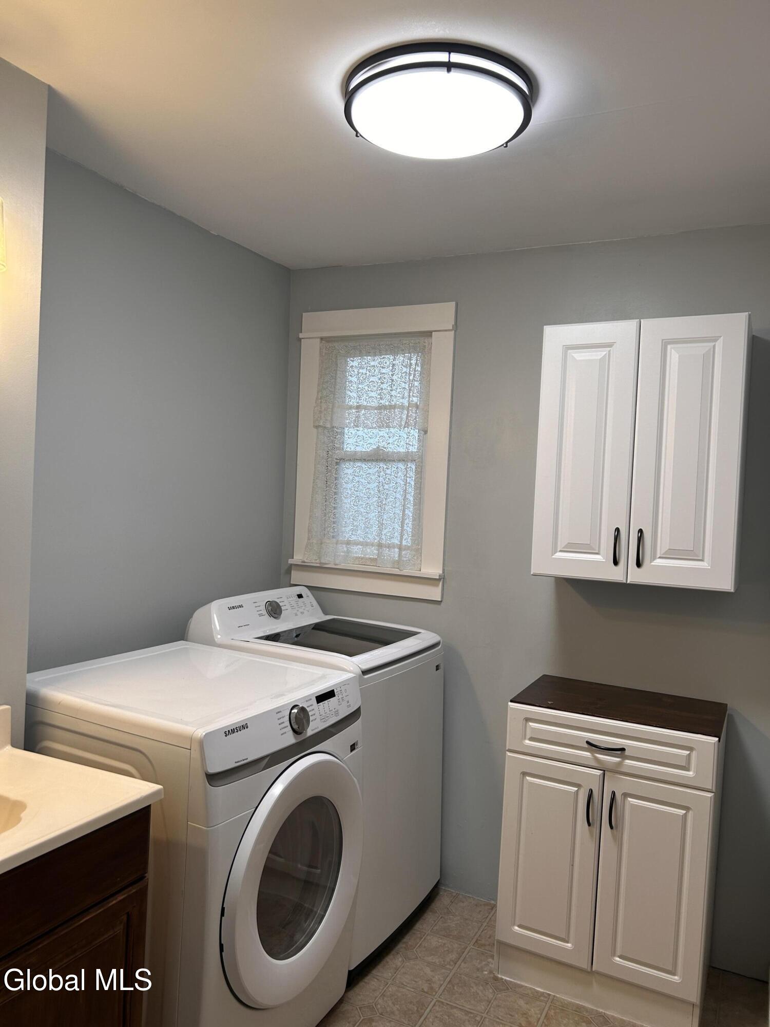 1900 North Road Amsterdam, NY 12010 - Photo 35 of 56 IMG_3520