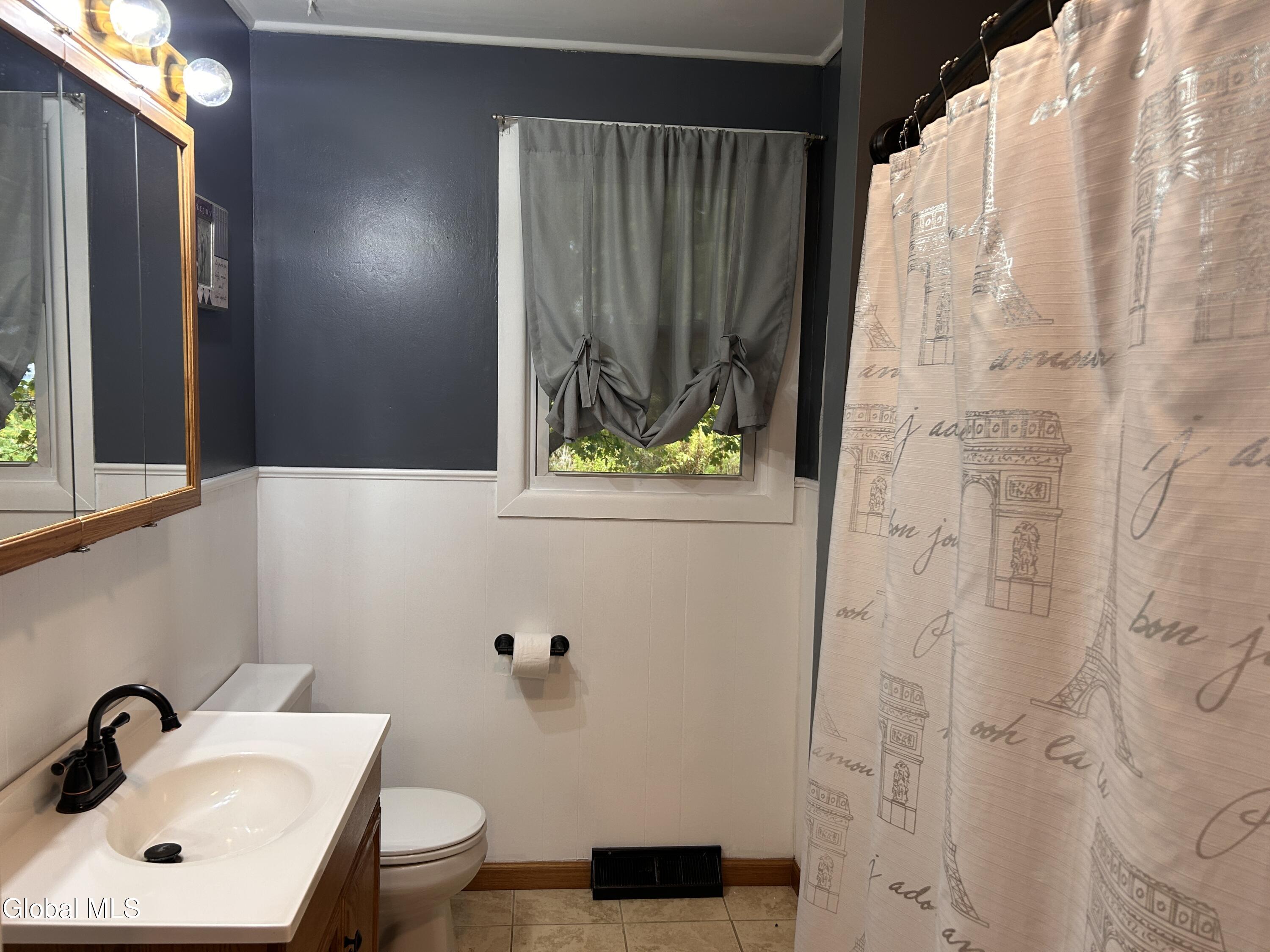 1900 North Road Amsterdam, NY 12010 - Photo 36 of 56 IMG_3499