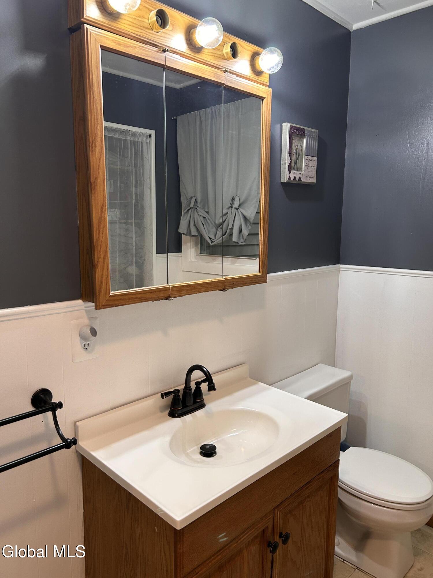 1900 North Road Amsterdam, NY 12010 - Photo 37 of 56 IMG_3504