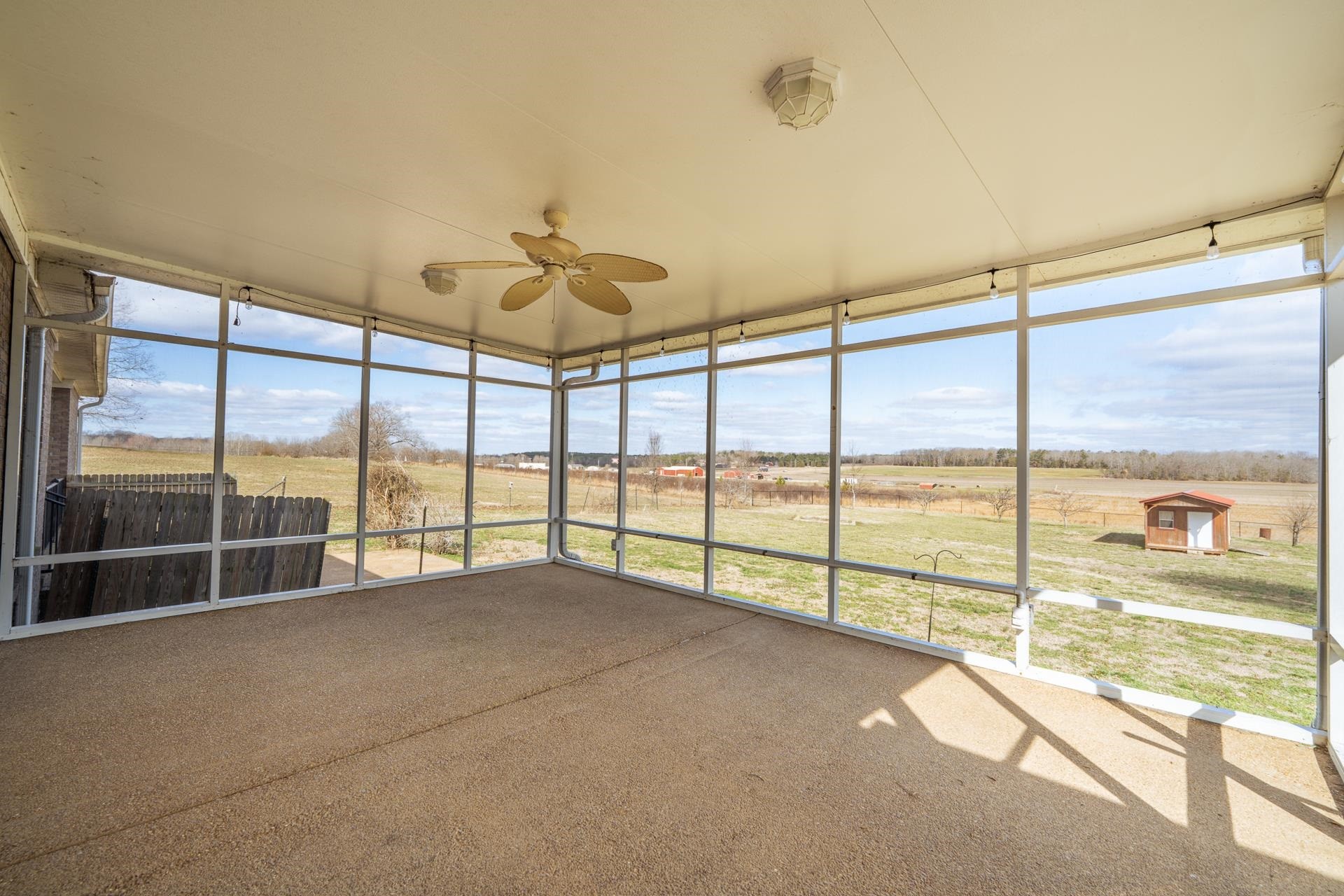 185 Leath Lane Finger, TN 38334 - Photo 28 of 34 a view of an empty room and window