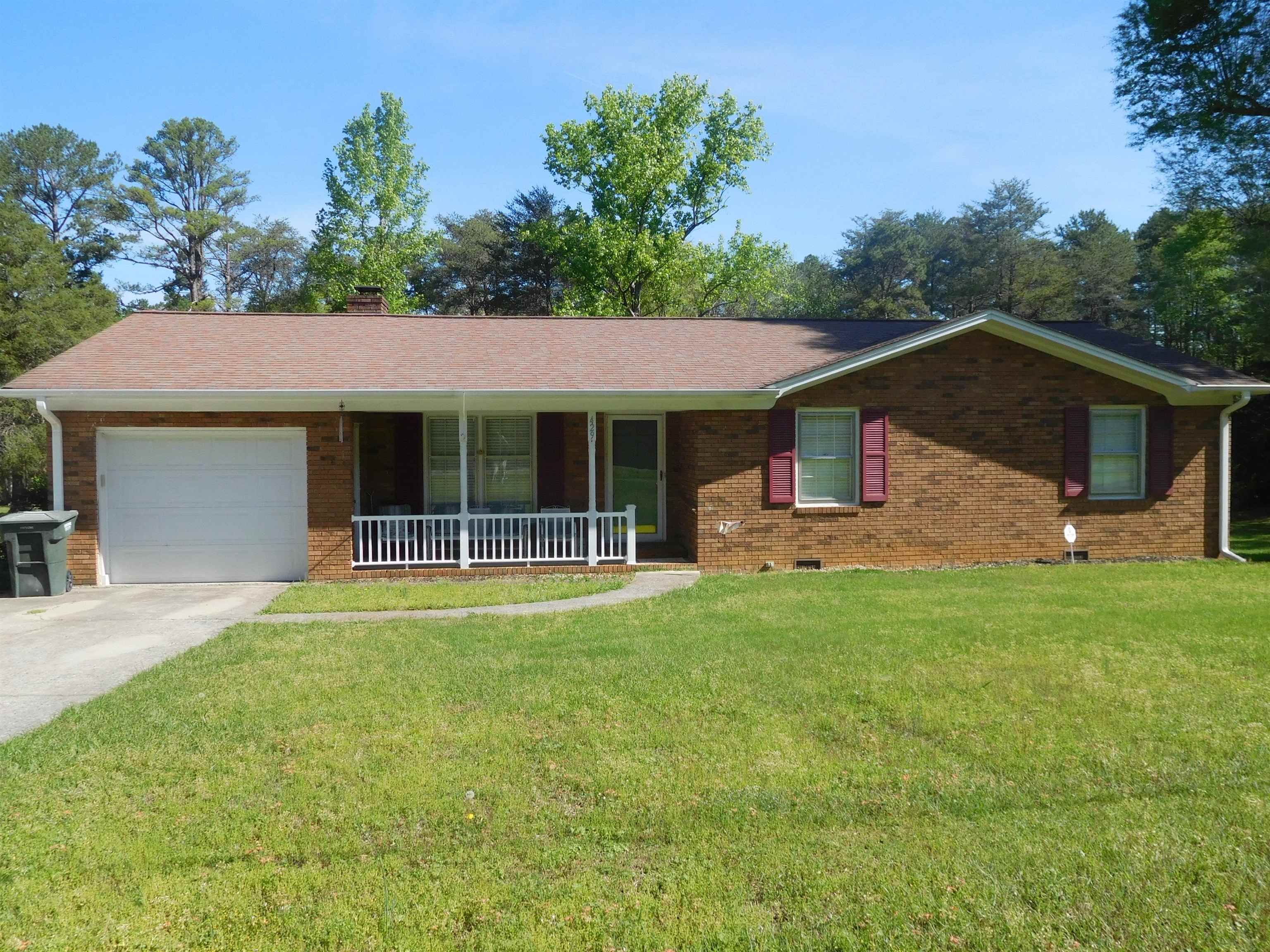 429 Brick House Road Gaffney, SC 29340 - Photo 1 of 18