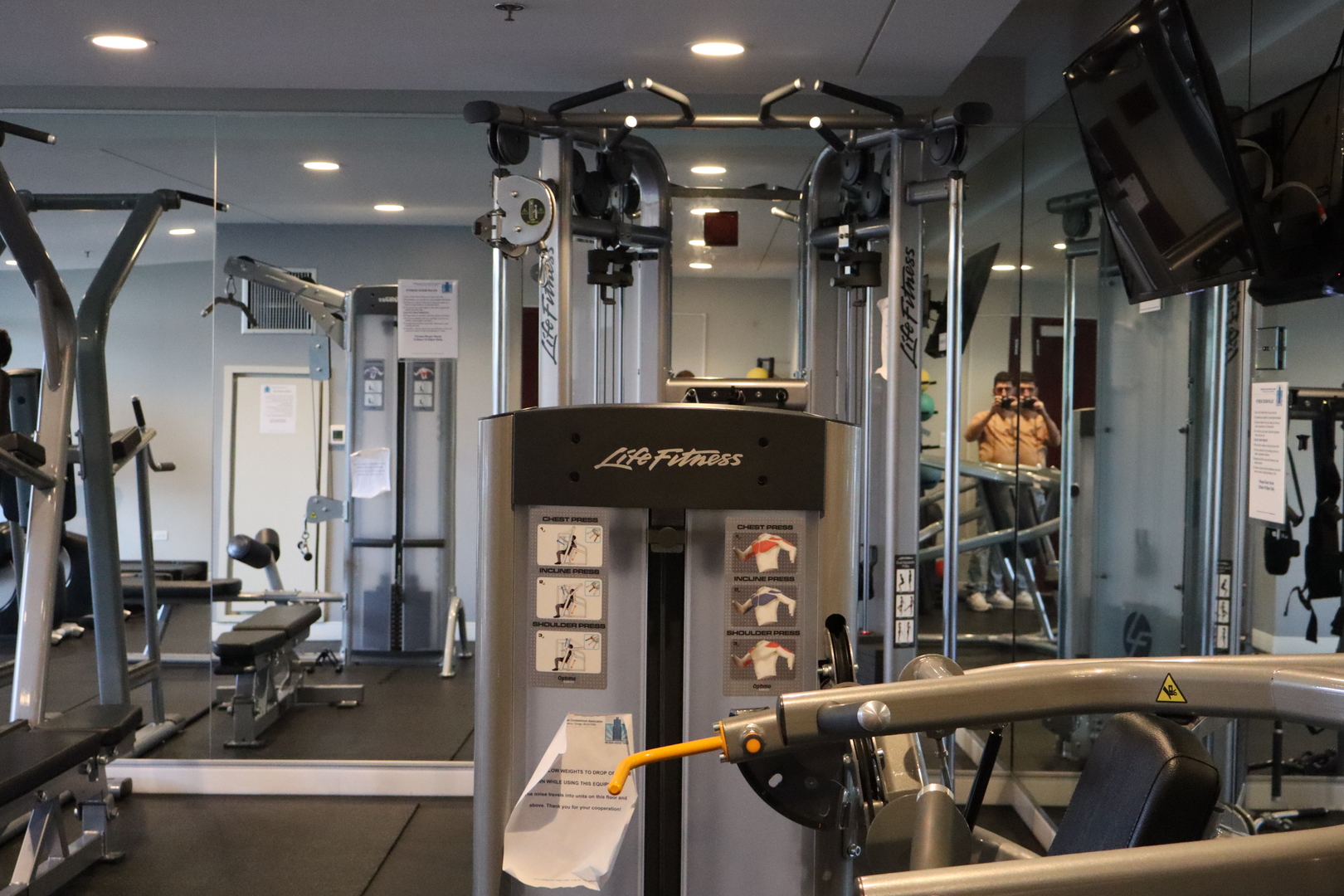 1250 South Michigan Avenue, Unit 1306 Chicago, IL 60605 - Photo 21 of 24 a view of a room with gym equipment
