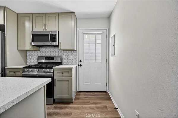 $2,945 | 8211 Quartz Avenue, Winnetka, CA 91306