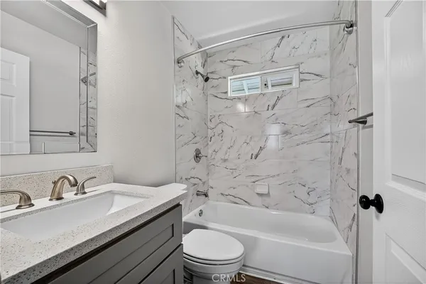 $2,945 | 8211 Quartz Avenue, Winnetka, CA 91306