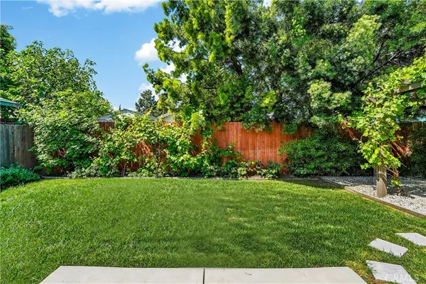 $2,945 | 8211 Quartz Avenue, Winnetka, CA 91306