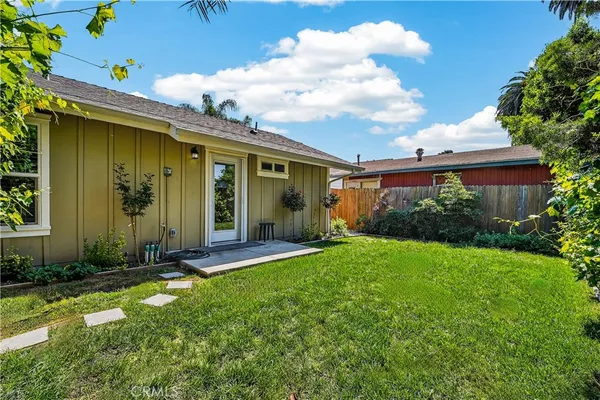$2,945 | 8211 Quartz Avenue, Winnetka, CA 91306