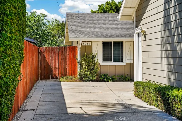 $2,945 | 8211 Quartz Avenue, Winnetka, CA 91306