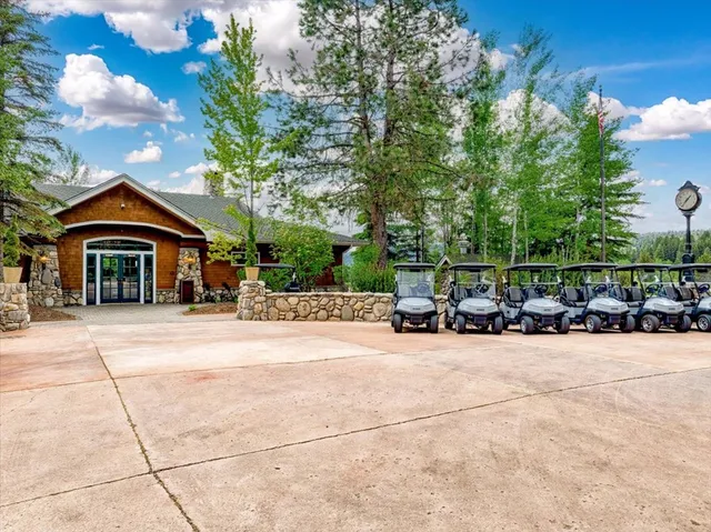 $995,000 | 3658 Annie Pond Court, Unit 50 & 51, McCall, ID 83638