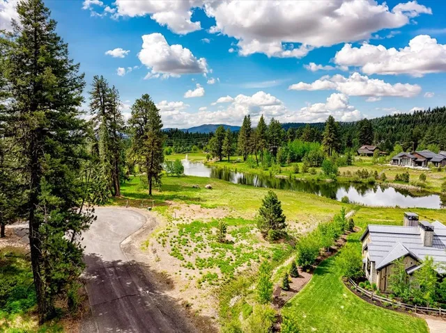 $995,000 | 3658 Annie Pond Court, Unit 50 & 51, McCall, ID 83638