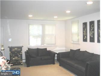 7111 Dungan Road Philadelphia, PA 19111 - Photo 2 of 9 Living Room