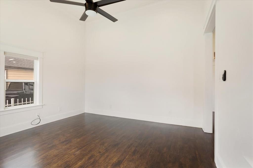 805 West Owings Street Denison, TX 75020 - Photo 13 of 40