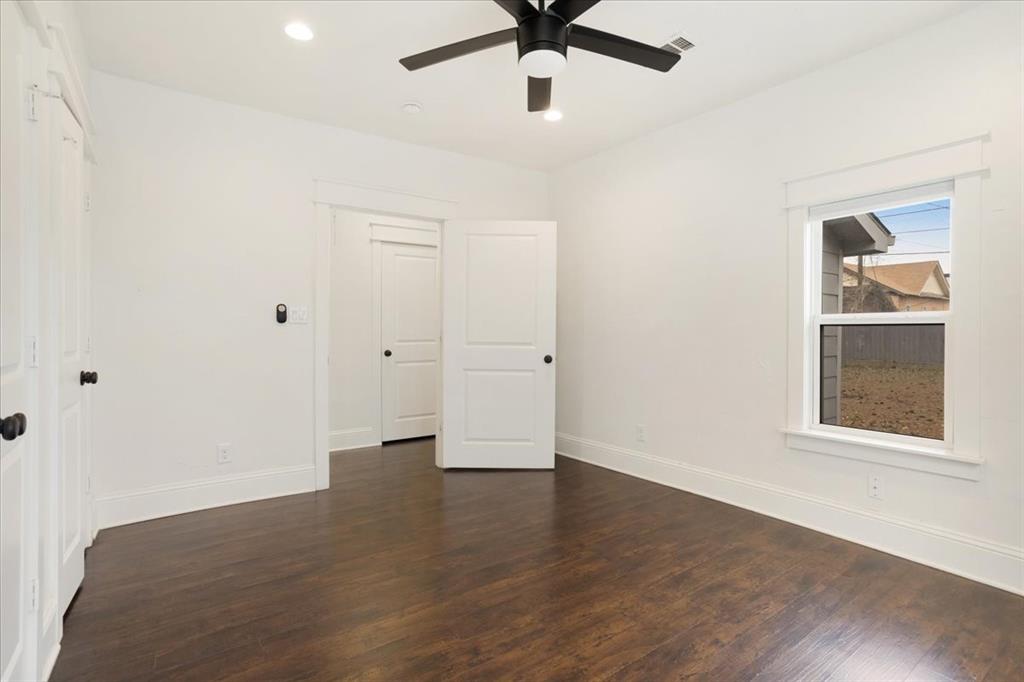 805 West Owings Street Denison, TX 75020 - Photo 22 of 40