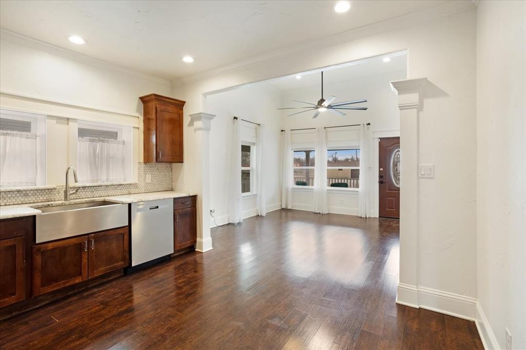 805 West Owings Street Denison, TX 75020 - Photo 28 of 40