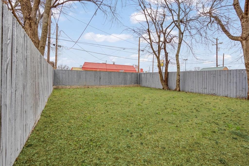 805 West Owings Street Denison, TX 75020 - Photo 39 of 40