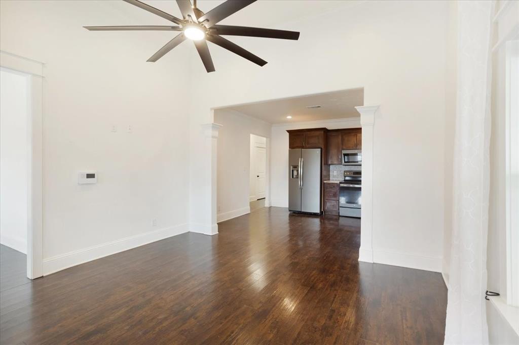 805 West Owings Street Denison, TX 75020 - Photo 10 of 40