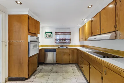 $435,000 | 1 Harbour Way, Unit 108, Bal Harbour, FL 33154