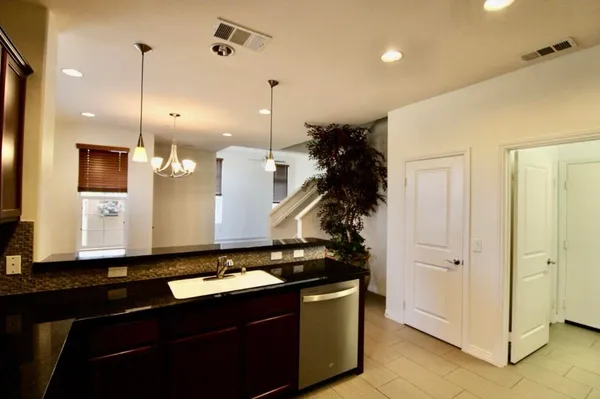 $2,950 | 52065 Graythorn Way, La Quinta, CA 92253