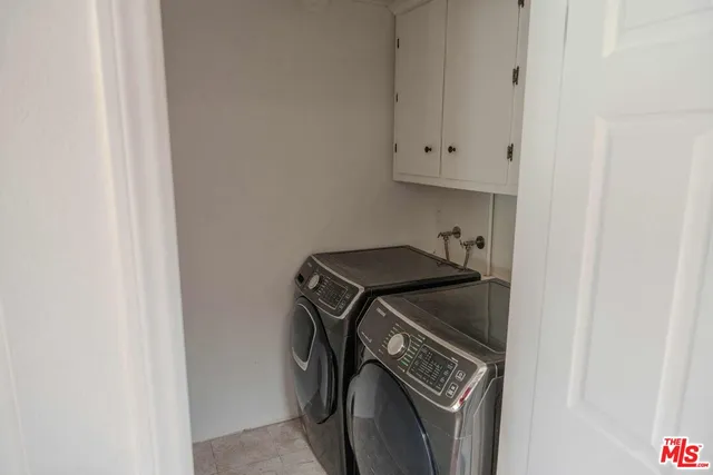 $1,299,000 | 18643 Strathern Street, Reseda, CA 91335