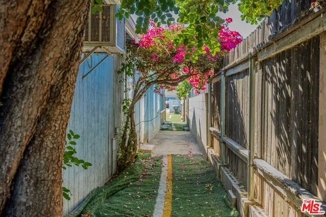 $1,299,000 | 18643 Strathern Street, Reseda, CA 91335