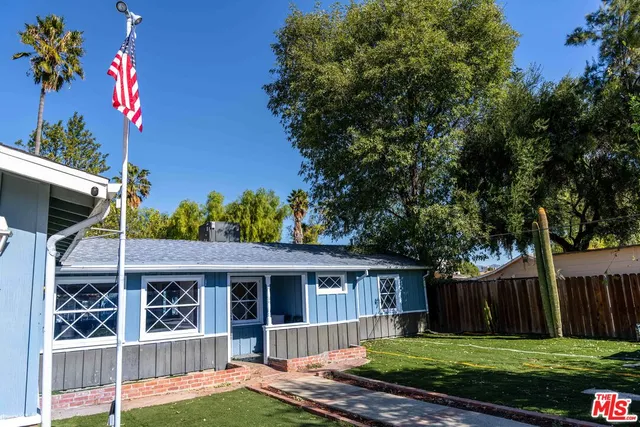 $1,299,000 | 18643 Strathern Street, Reseda, CA 91335