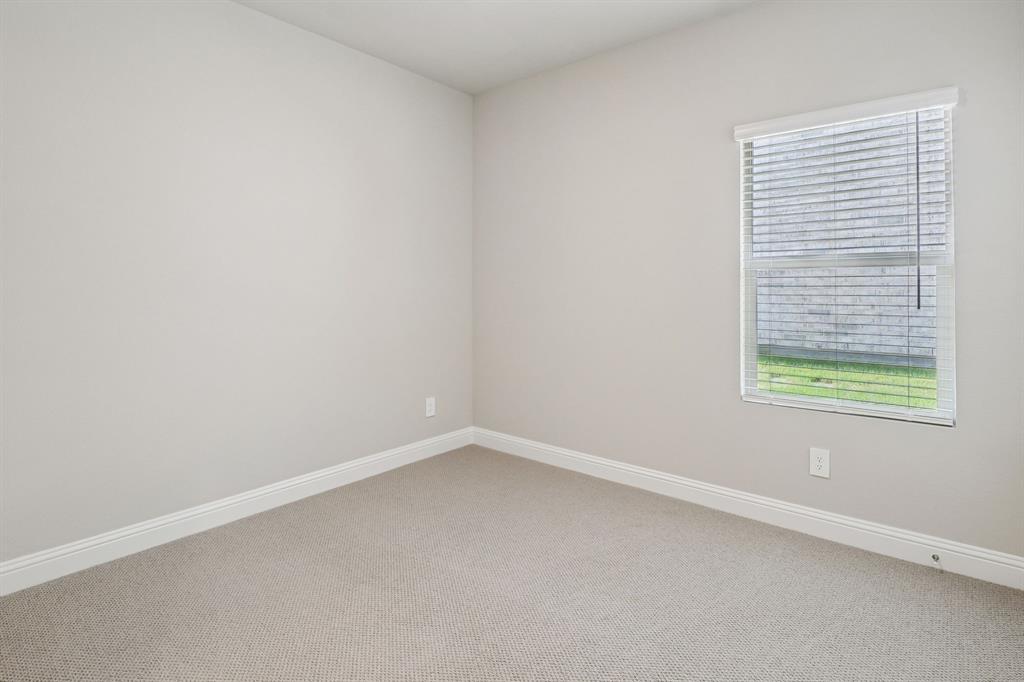 1701 Arches Road Anna, TX 75409 - Photo 20 of 27 Photo is not of the actual home, but is an inspirational photo of builder’s model home and may depict options, furnishings, and/or decorator features that are not included.