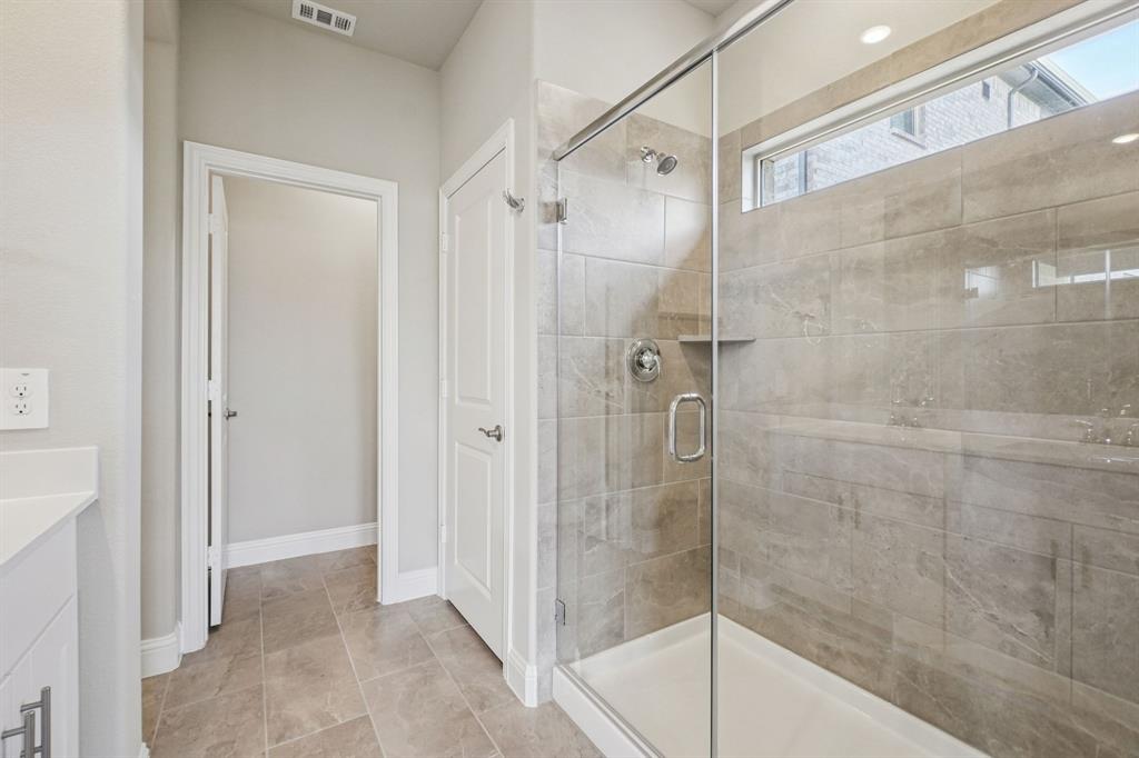 1701 Arches Road Anna, TX 75409 - Photo 24 of 27 Photo is not of the actual home, but is an inspirational photo of builder’s model home and may depict options, furnishings, and/or decorator features that are not included.