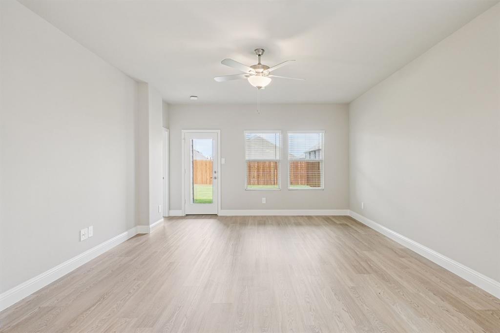 1701 Arches Road Anna, TX 75409 - Photo 10 of 27 Photo is not of the actual home, but is an inspirational photo of builder’s model home and may depict options, furnishings, and/or decorator features that are not included.