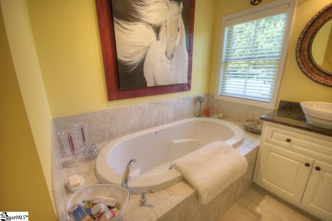 152 River Bend Road Greenville, SC 29617 - Photo 16 of 27 Gallery Image 16