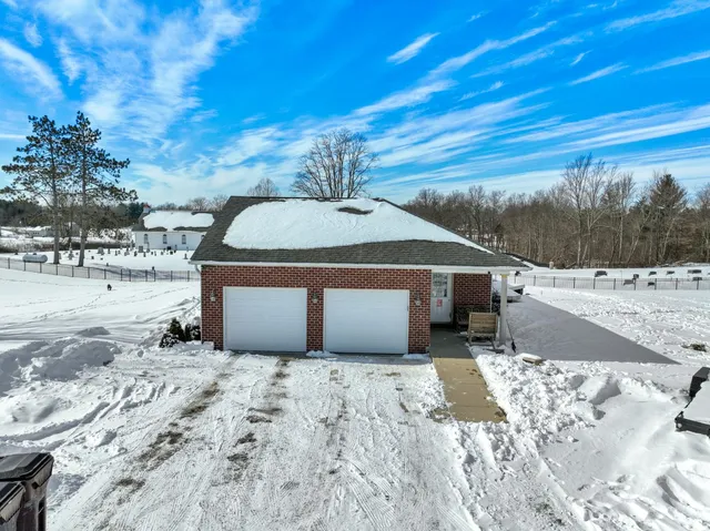 $327,000 | Undisclosed Address, Osgood, IN 47037